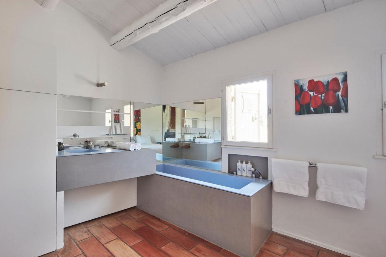Hotel Les Andéols Saint-Saturnin-lès-Apt Esterno foto
