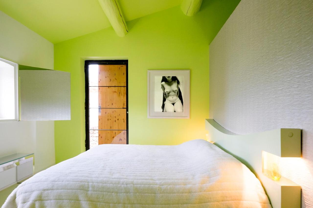 Hotel Les Andéols Saint-Saturnin-lès-Apt Esterno foto